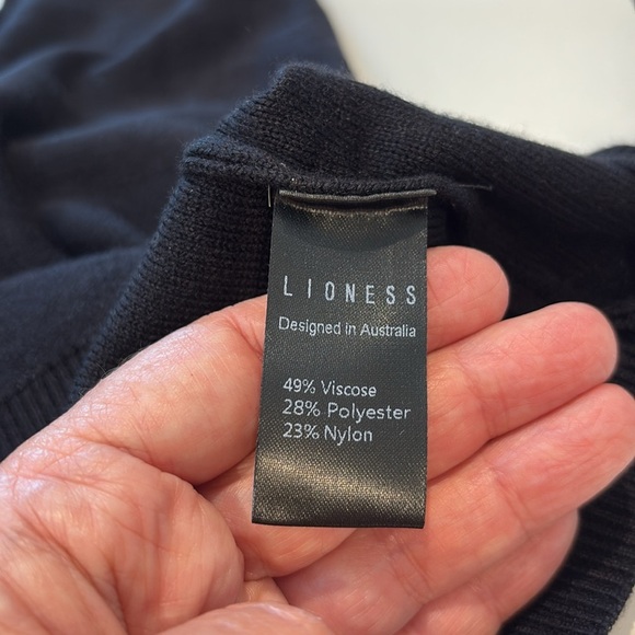 Lioness Heavenly Sent Black Mini Dress Size xs NWT - Picture 7 of 7